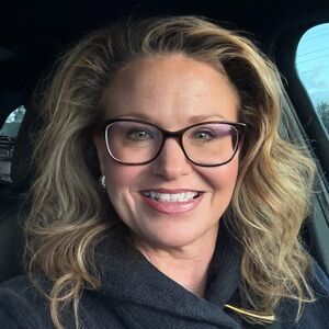 Meet your Posher, Lacy